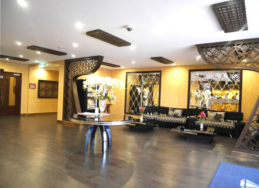 Grand Sapphire Hotel & Banqueting Croydon Bagian luar foto